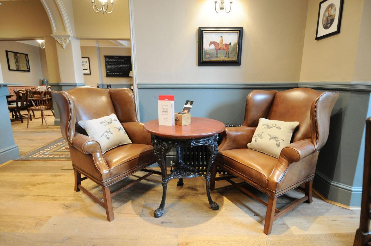 קאסלטאון The George Hotel מראה חיצוני תמונה